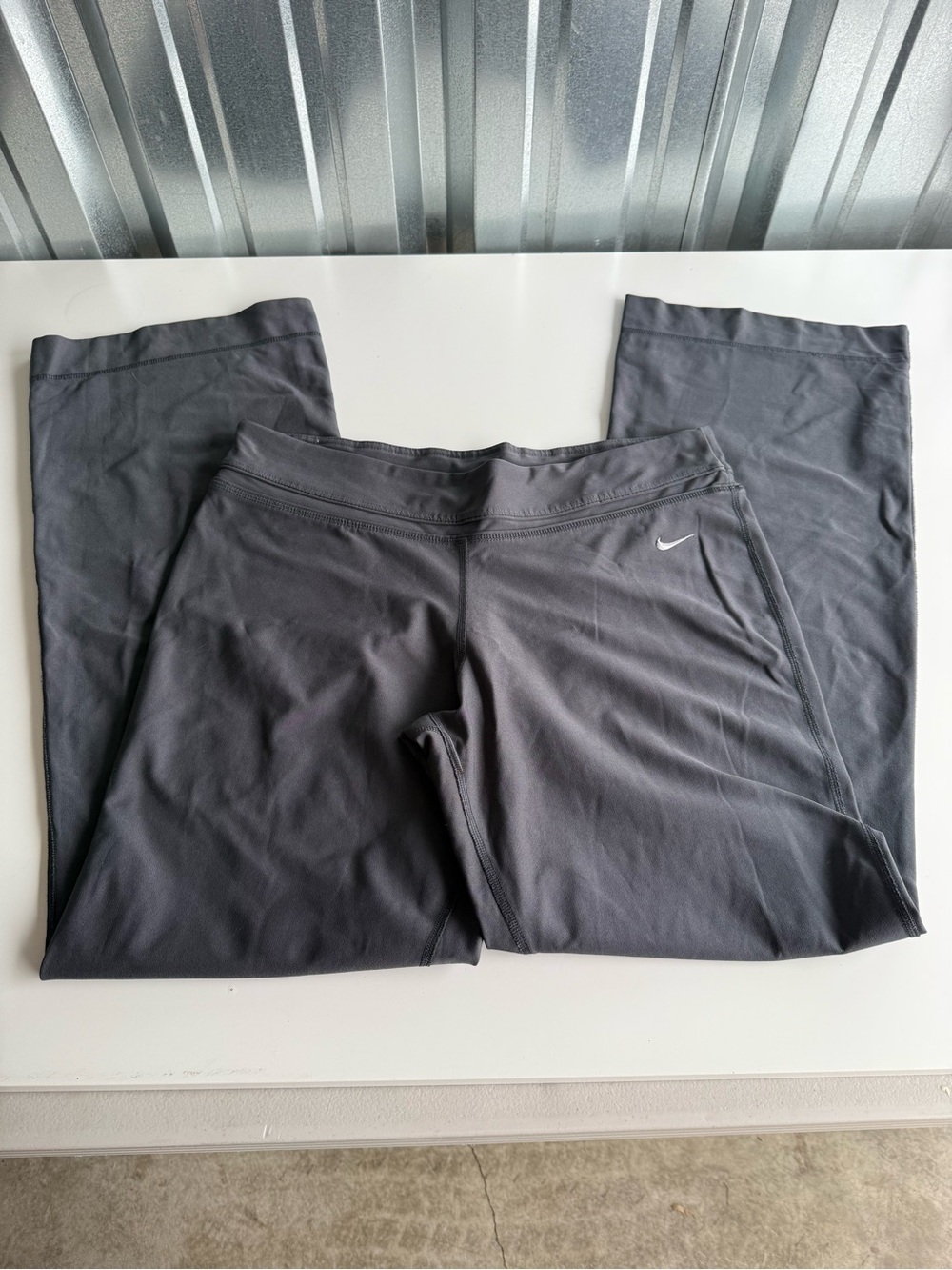 Nike Y2K Dri-FIT Gray Flare Yoga Pants Size Large Low Rise Wide Leg
